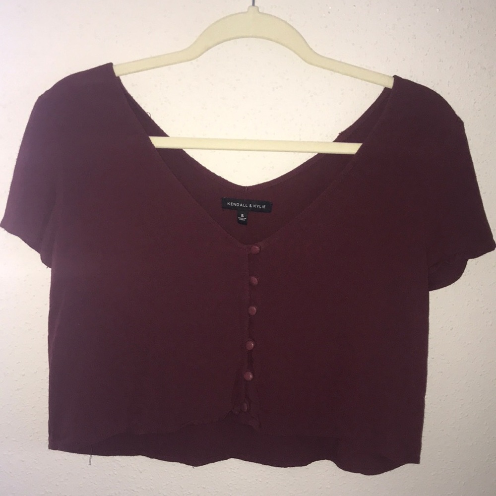 Kendall & Kylie crop top